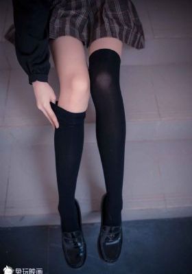 欧美成年乱码_国产剧在线播放