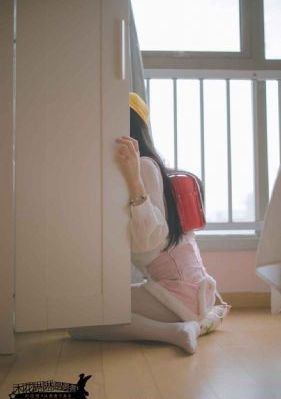 日韩精品最新在线阿爸的情人_迅雷在线观看