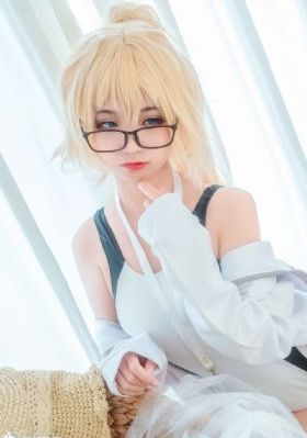 欧美小萝莉桌面壁纸_720免费观看超清