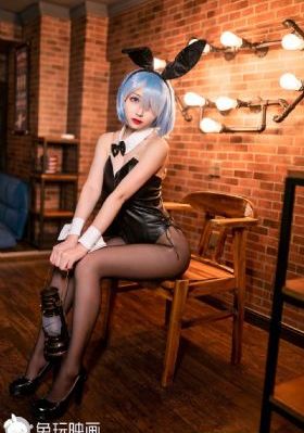 欧美服装设计网站_蓝光电影完整版在线观看