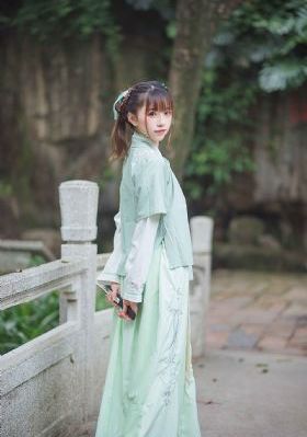 在线痴女精品视频_1080高清完整版播放